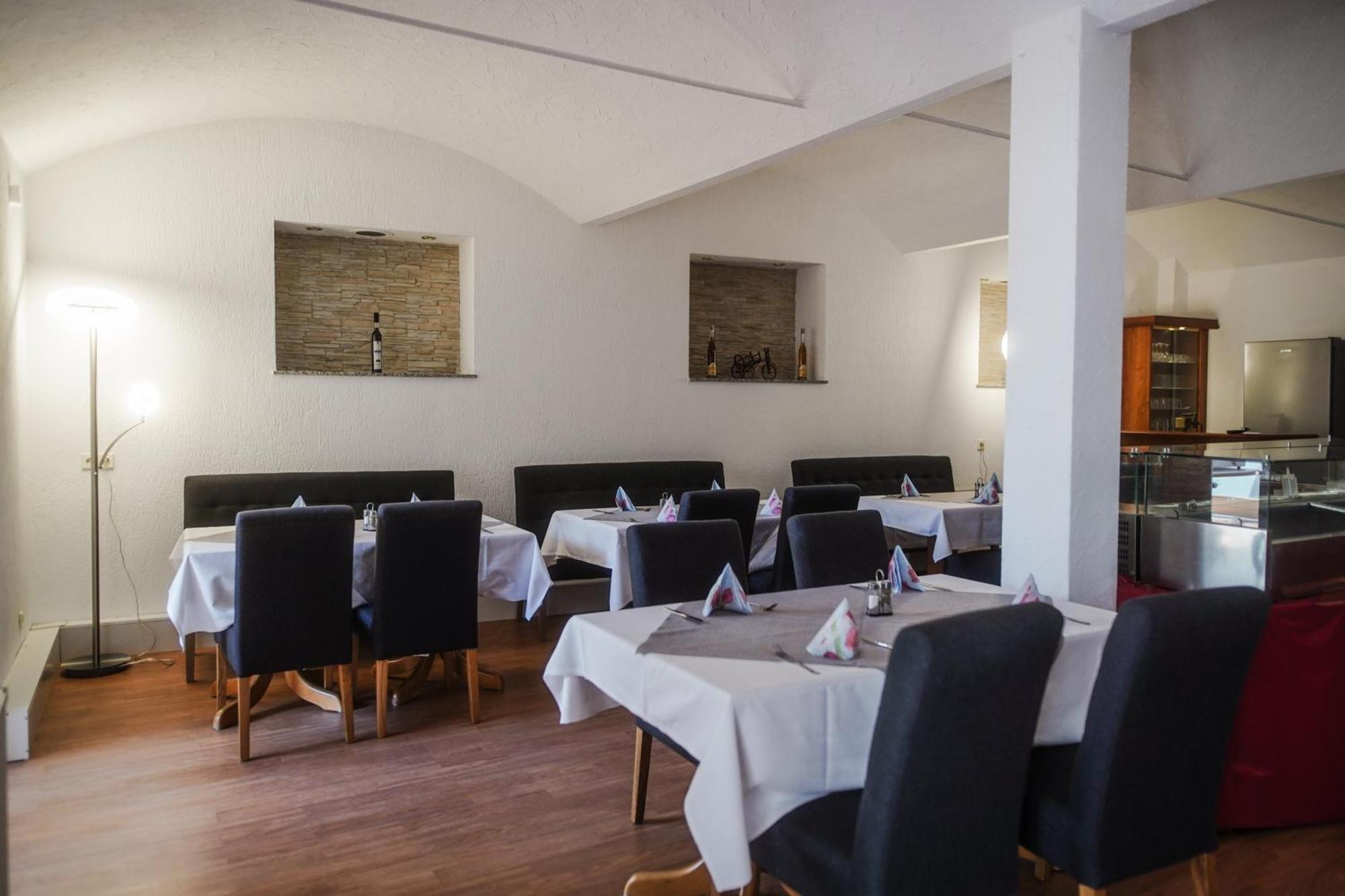 Hotel Erlenbacher Hof Bad Homburg vor der Hoehe Exterior photo