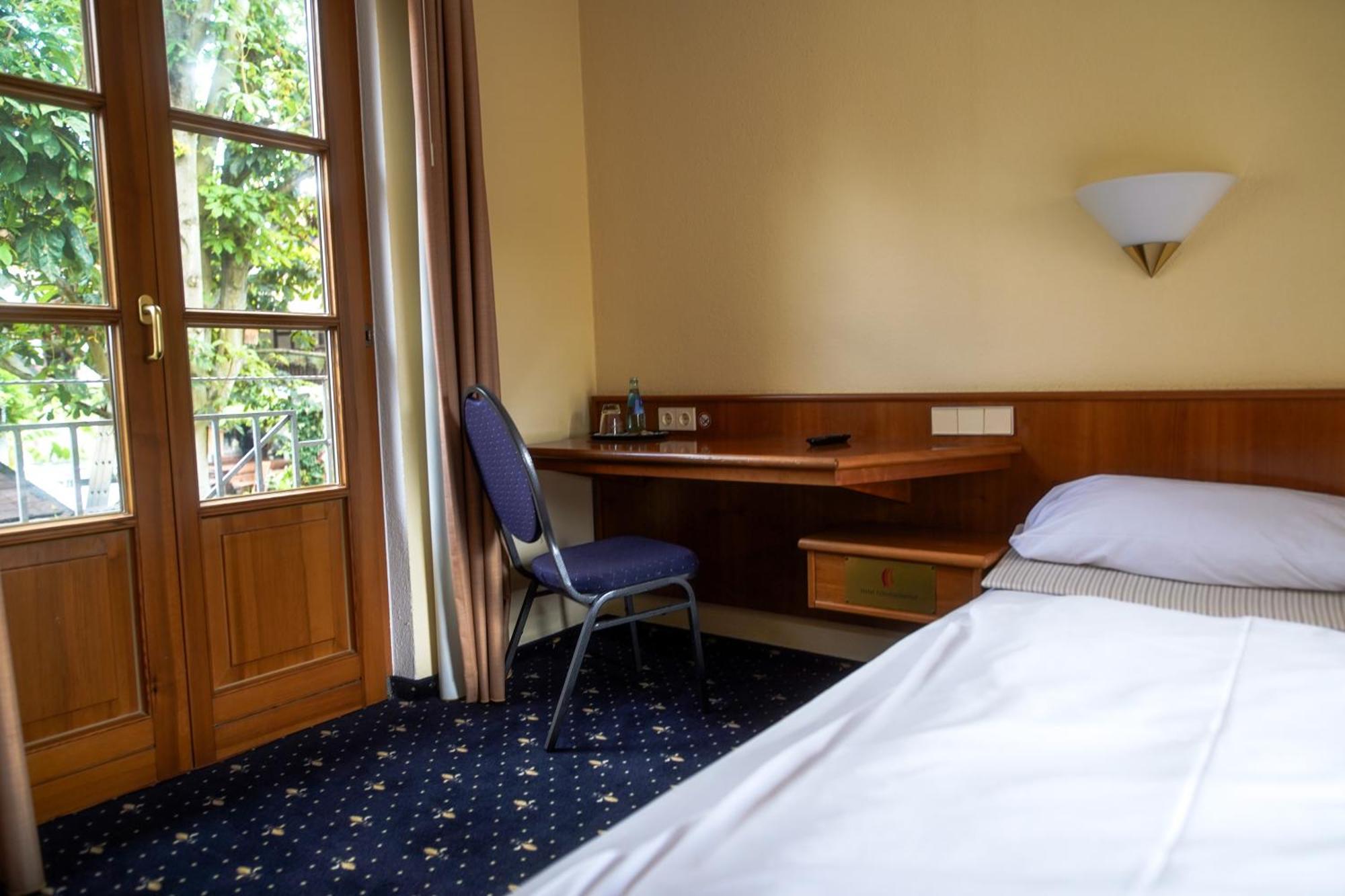 Hotel Erlenbacher Hof Bad Homburg vor der Hoehe Exterior photo