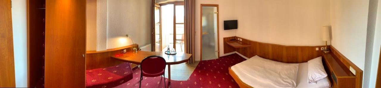 Hotel Erlenbacher Hof Bad Homburg vor der Hoehe Exterior photo